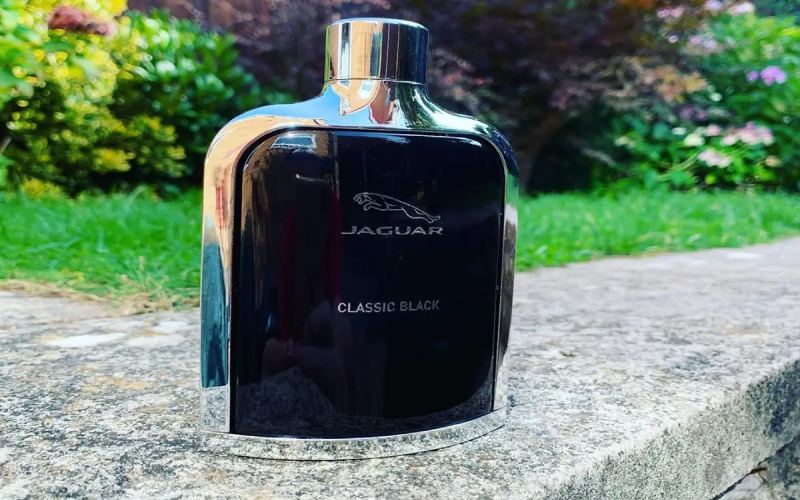 عطر جگوار بلک