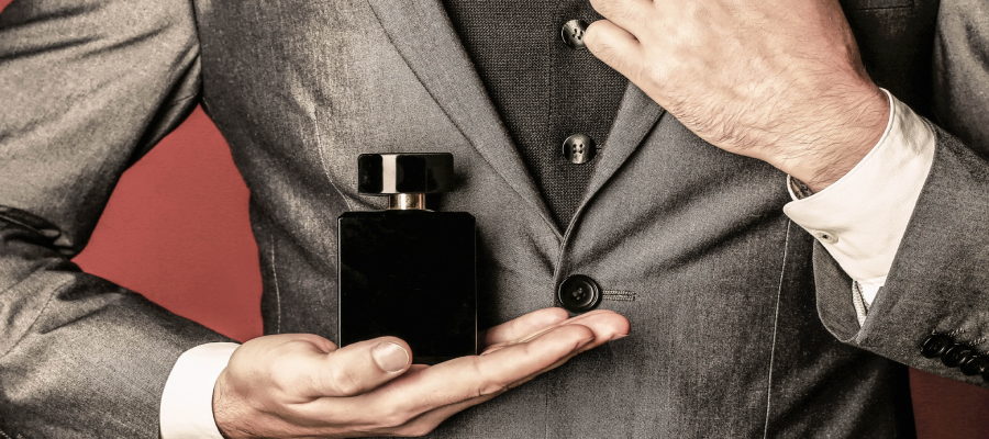 عطر مردانه برای کارمندان